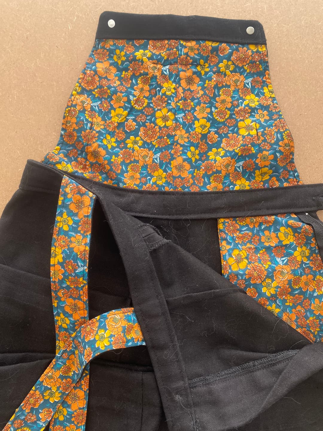 Doublure bavoir, bretelle et poches Jenny