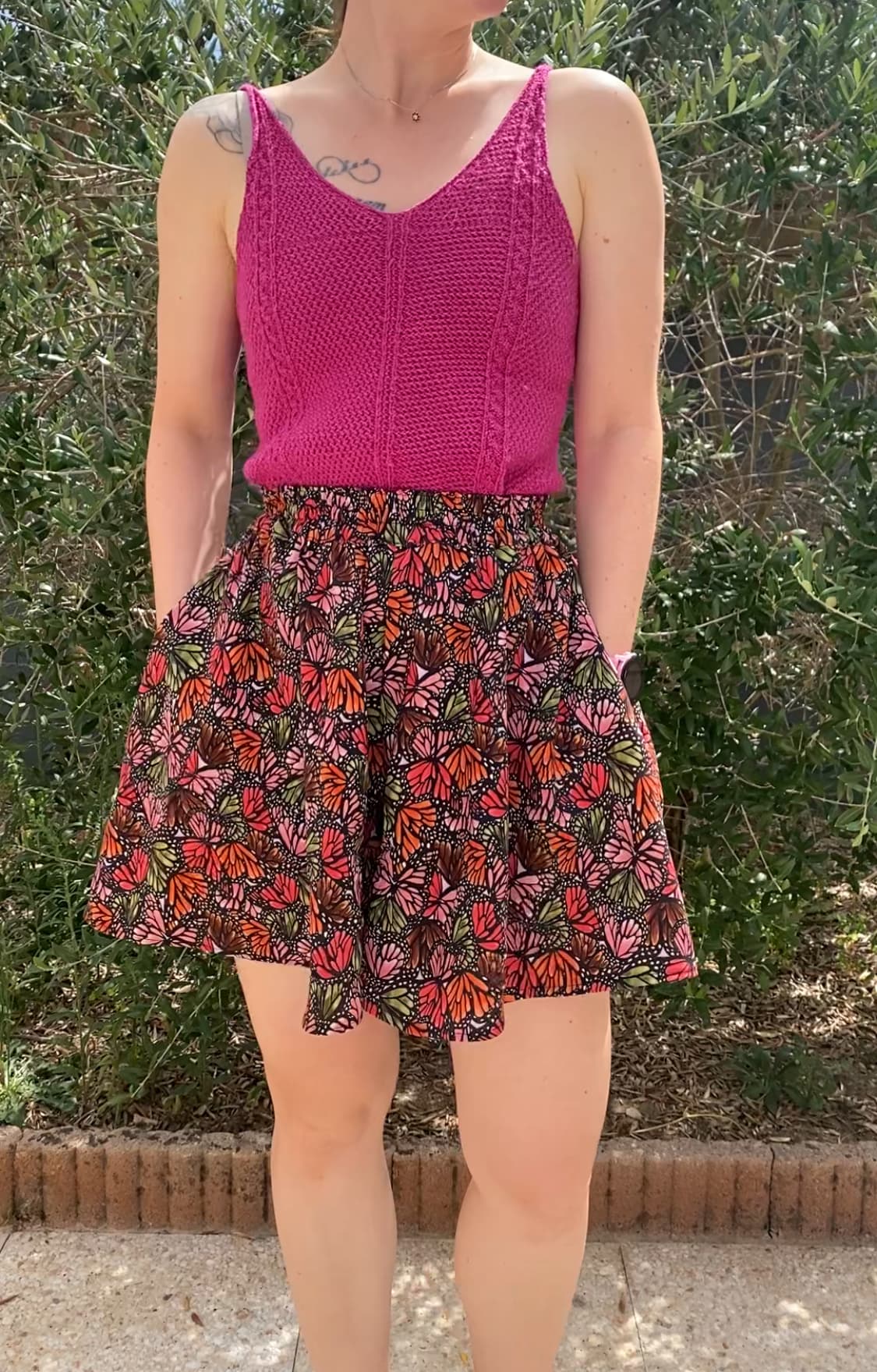 Short Budelli cousu par mes soins porté debout de face